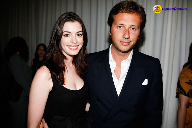 Anne Hathaway's Relationships: Struggling in Love Despite Her Beauty