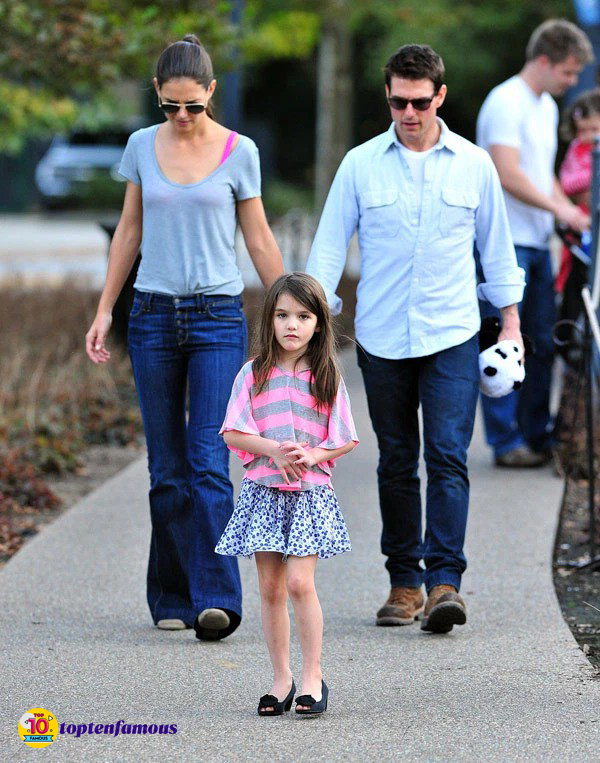 Katie Holmes Then and Now: Still being Alone after the Divorce with Tom Cruise