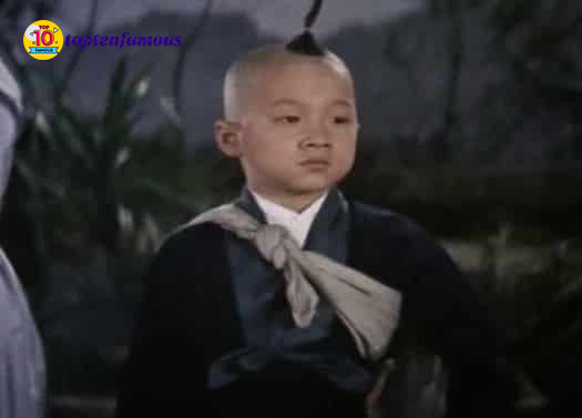 Jackie Chan Then and Now: A Dropout Schoolboy Gaining Oscar Award