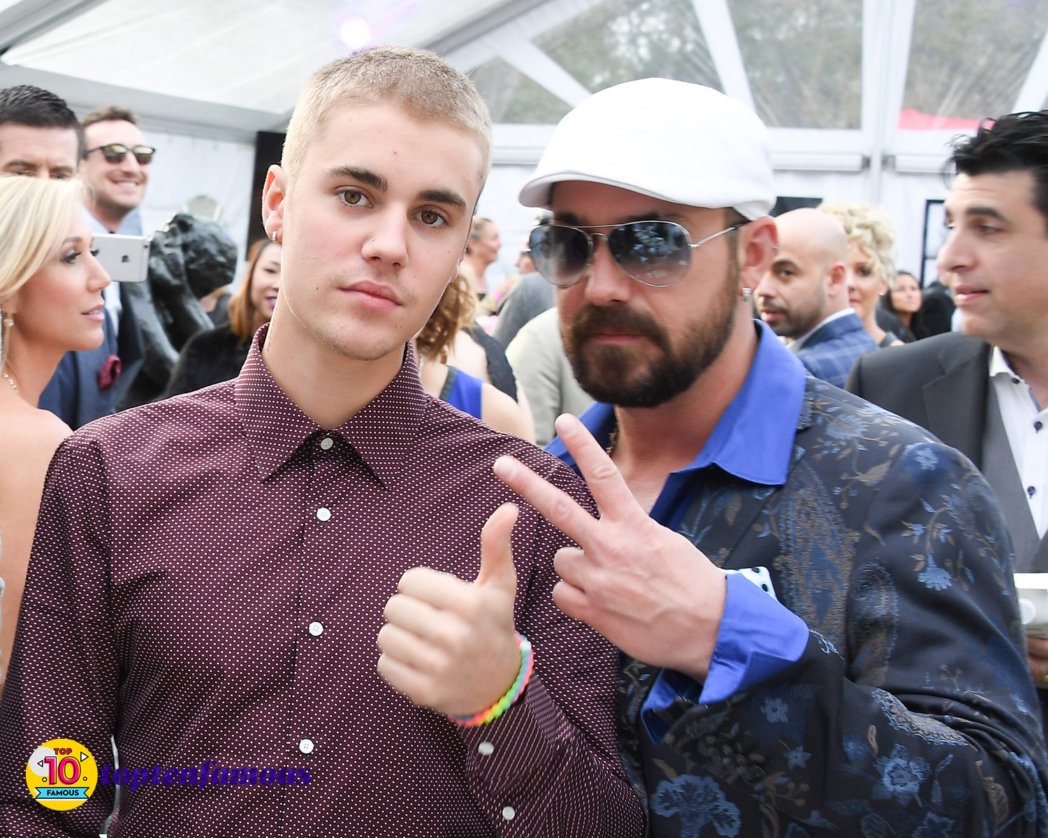 Justin Bieber Parents: 2 Different Stories - Toptenfamous.co